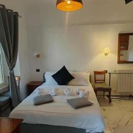 Apartment Front Vatican Museum *