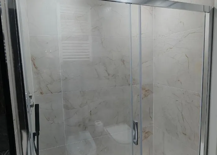 Front Vatican Museum Apartman *